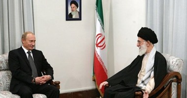 خامنئى: إيران وروسيا تستطيعان العمل معا لكبح جماح أمريكا