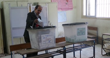 فتح اللجان وبدء التصويت على الانتخابات التكميلية للمقعد الخالى بمركز الفيوم