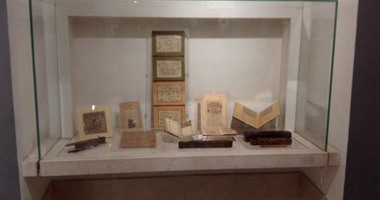 ننفرد بنشر أول صور للعرض المتحفى داخل فتارين "الفن الإسلامى" قبل افتتاحه