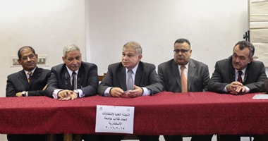 بالصور..رئيس جامعة الإسكندرية:نسبة المشاركة بانتخابات اتحاد الطلاب 9.7% والإقبال يشعرنى بالحزن