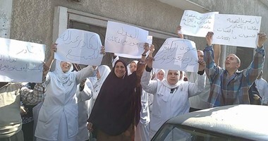 ممرضات مستشفى أسيوط الجامعى يضربن عن العمل لرفض الانتداب