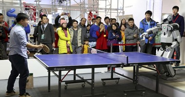بالصور.. لليوم الثالث على التوالى فعاليات معرض الروبوت العالمى بالصين
