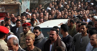 مصر تودع شهداء القضاء والشرطة بعد تفجيرات "العريش"