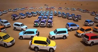 بالفيديو.. الإمارات العربية المتحدة تقيم أكبر مهرجان رقص متزامن بالسيارات فى العالم
