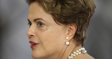 60 %من البرازيليين يفضلون عقد انتخابات لرفضهم استمرار رئيسة البلاد بمنصبها