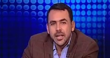 بالفيديو.. يوسف الحسينى لـ"السيسي": أجهزتك تعادى 25 يناير وتمارس القبض العشوائى