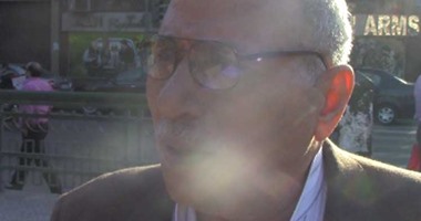 بالفيديو..مواطن يطالب بفرض غرامة على من يلقى قمامة بحدائق القبة
