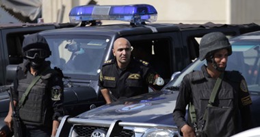 سقوط هاربين من أحكام قضائية وخارجين على القانون فى حملة أمنية بالإسكندرية