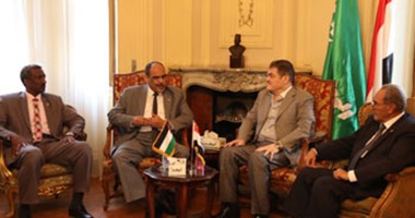 بالصور.. السيد البدوى يستقبل القائم بأعمال السفير السودانى بالقاهرة