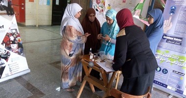 بالصور.. اتحاد طلاب صيدلة بنى سويف ينظم حملة للتوعية بمرض السكر 