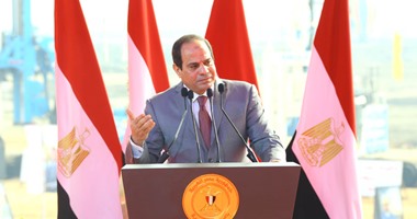 بالصور.. السيسى: مشروعات تنمية محور قناة السويس عمل مصرى خالص