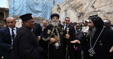 البابا تواضروس يصل القاهرة بعد ترأس قداس الأنبا إبرام فى القدس