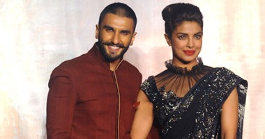 بالصور.. بريانكا "ترقص" باحتفالية ترويجية لـ"Bajirao Mastani" فى مومباى