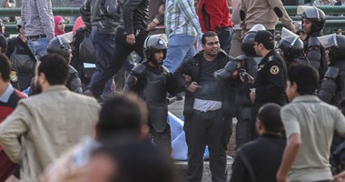 الأمن يلقى القبض على منسقى حملة الماجستير والدكتوراة أثناء مظاهرة بالتحرير
