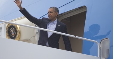 بالصور.. أوباما يغادر إلى فرنسا للمشاركة بقمة المناخ