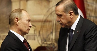 بوتين يوقع مرسوما برفع القيود على رحلات شركات السياحة الروسية فى تركيا