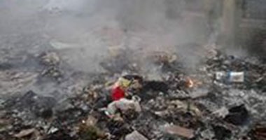 صحافة المواطن: بالصور.. حرق القمامة أمام مجمع مدارس بشتيل بالجيزة