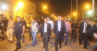 محافظ الفيوم يقود حملة لرفع الإشغالات وإزالة التعديات بمنطقة منشاة عبد الله 