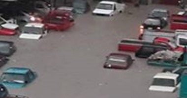صحافة المواطن.. بالصور.. غرق شوارع كفر الدوار بالبحيرة بمياه الأمطار