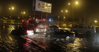 الأهالى يقطعون الطريق احتجاجا على سوء التعامل مع غرق الإسكندرية 