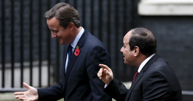 ديفيد كاميرون يستقبل الرئيس السيسى أمام مقر الحكومة البريطانية