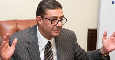 رئيس الأهلى يتعهّد بإنهاء أزمة غرامة الكأس مع أبو ريدة