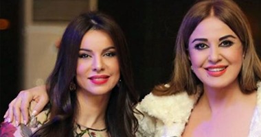 فريال يوسف تنشر صورة مع إياد نصار.. وتعلق: "ما أعظم مصر لما تحتضن نجوم الدراما"