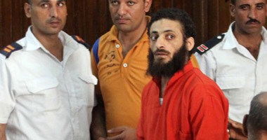 وصول عادل حبارة معهد أمناء الشرطة لحضور جلسة محاكمته بتهمة مقاومة السلطات