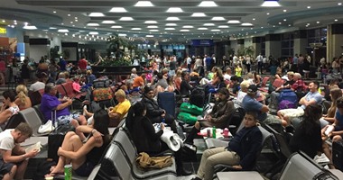 132 سائحًا بريطانيًا يصلون القاهرة قادمين من لندن