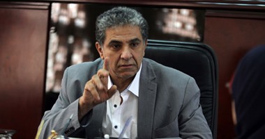وزير البيئة أمام البرلمان: "تيران وصنافير" كانتا تتبع لـ"محمية رأس محمد"