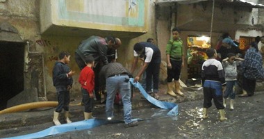 بالصور.. غرق منطقة نجع العرب بالإسكندرية بعد ارتفاع منسوب ترعة النوبارية