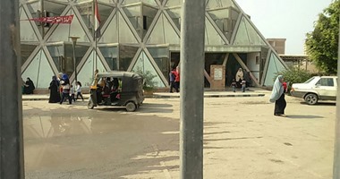 صحافة المواطن: بالصور.. التوك توك داخل مستشفى المثلثات بحدائق حلوان