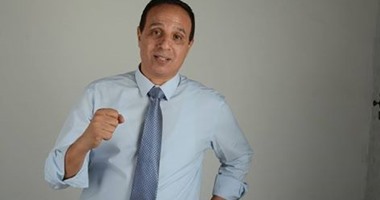 أشرف عمارة يقدم مقترح لمحافظ الإسماعيلية لحل أزمة "الكرفانات" غير المرخصة