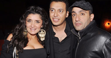 السوبر ستارز يحتفلون مع شعبان وغادة بـ "الوتر"