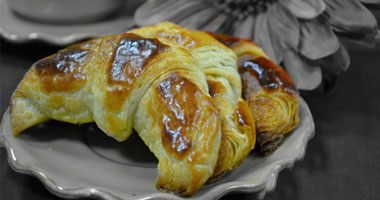 Learn how to make croissants in simple steps for your children's breakfast at school