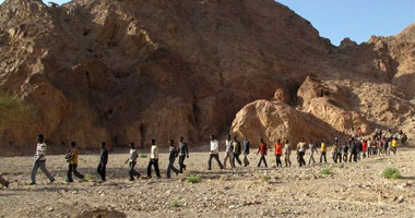 ضبط متسللين إريتريين أثناء محاولتهما اجتياز الحدود الشرقية