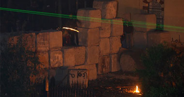 إصابة العشرات خلال اشتباكات بين متظاهرين والأمن بشارع الشيخ ريحان