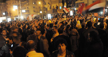 اشتباكات بين الأمن والمتظاهرين أمام الحرية والعدالة بالزقازيق