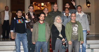 المتحدث العسكرى: صورة السيسى المتداولة مع النشطاء تعود لعام 2011