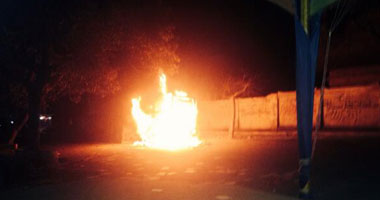"الإخوان" يُضرمون النار فى سيارة ضابط بالشرقية ويُصيبون والده وشقيقه