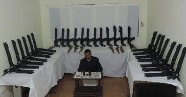 القبض على أخطر تاجر سلاح فى أسيوط أثناء ترويجه 39 بندقية بسيارته