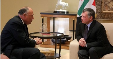 وزير الخارجية يبحث مع ملك الأردن سبل القضاء على الإرهاب
