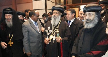 البابا تواضروس ينيب سكرتير المجمع المقدس والأنبا بيشوى لاستقبال بطريرك إثيوبيا
