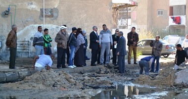 محافظ السويس يتابع إصلاح خط الصرف بمدينة "مبارك 2"