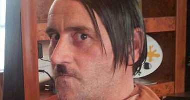 الجارديان: زعيم حركة "بيجدا" الألمانية المعادية للإسلام يتشبه بـ"هتلر"