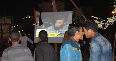 سلاسل بشرية لـ"النور" بالسويس ضمن فعاليات حملة "معا نبنى مصر"