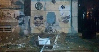 صور ماكينة الصراف الآلى بـ"بنك مصر" بعد تفجيرها بالشرقية