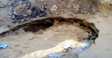 بالصور.. تصدع منزل فى منطقة طابية صالح بالإسكندرية بسبب هبوط أرضى