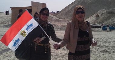 أبناء الجاليات المصرية بالخارج يزورون مشروع قناة السويس الجديدة