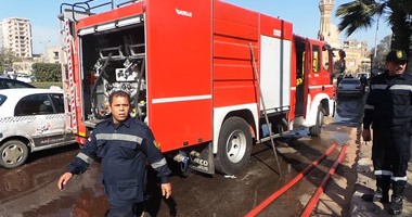 حريق بمخزن مواد بلاستيكية بمنشأة ناصر وانتقال رجال الإطفاء لإخماده